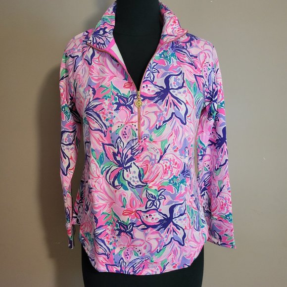 Lilly Pulitzer Half-Zip Popover - Picture 4 of 8